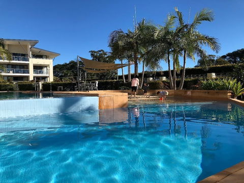 Boathouse Resort Tea Gardens - Geraldton Accommodation 4