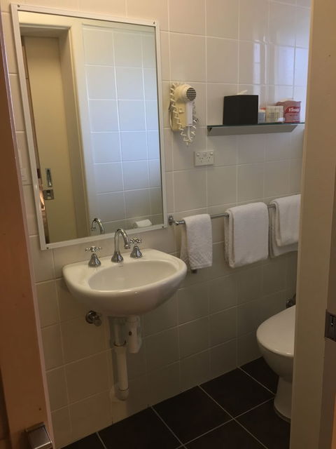 The Denman Hotel - Geraldton Accommodation 4