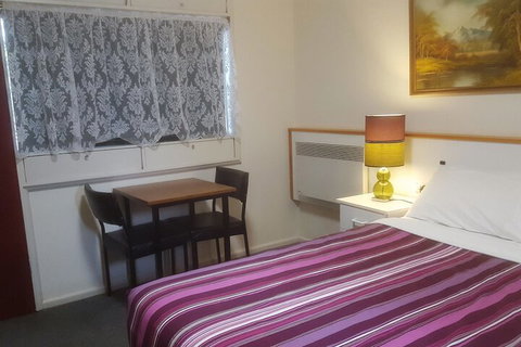 Clunes Motel - Geraldton Accommodation 1