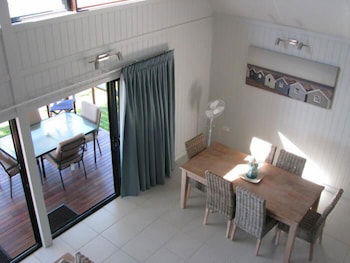 Cardwell Beachcomber Motel And Tourist Park - Geraldton Accommodation 4