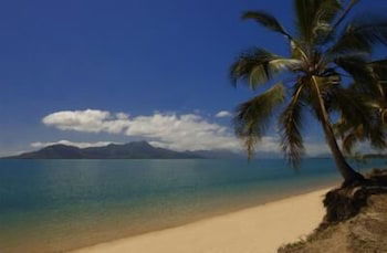 Cardwell Beachcomber Motel And Tourist Park - Geraldton Accommodation 1