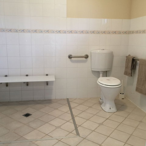 The Nosh & Nod - Howick Street - Geraldton Accommodation 6