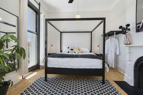 The Local Hotel - Geraldton Accommodation 4