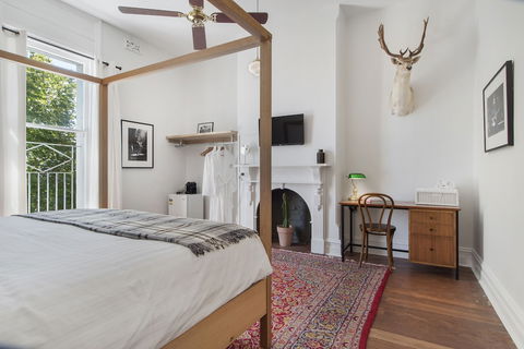 The Local Hotel - Geraldton Accommodation 0
