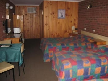 Country Roads Motor Inn Narrandera - Geraldton Accommodation 6