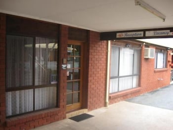 Country Roads Motor Inn Narrandera - Geraldton Accommodation 0
