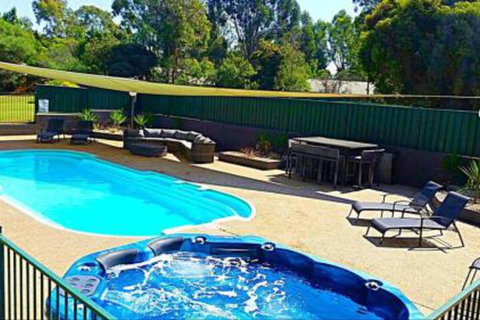 Early Settlers Motel Tocumwal - Geraldton Accommodation 3