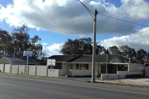 Donald Riverside Motel - Geraldton Accommodation 2