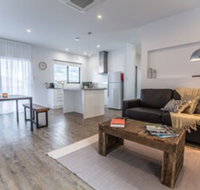 Island Quarters - Geraldton Accommodation