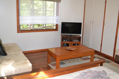 Turmeric Gardens - Geraldton Accommodation 2