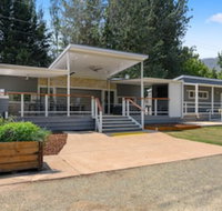 Bright Riverside Holiday Park - Geraldton Accommodation