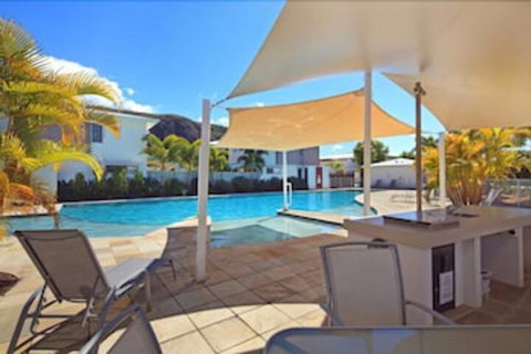 Coolum Villas - Geraldton Accommodation 5