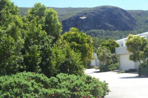 Coolum Villas - Geraldton Accommodation 6