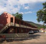Alpine Hotel Bright - Geraldton Accommodation
