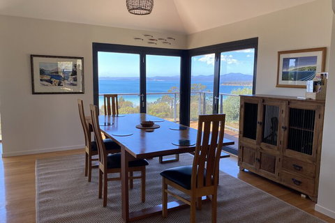 Convict Beach House - Geraldton Accommodation 1