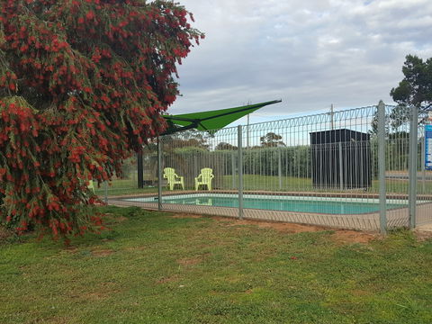 Sea Lake Motel - Geraldton Accommodation 0
