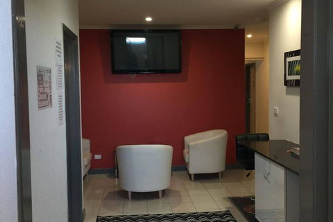 Dickson Backpackers - Geraldton Accommodation 0