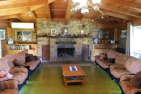 Gunyah Valley Retreat - Geraldton Accommodation 5