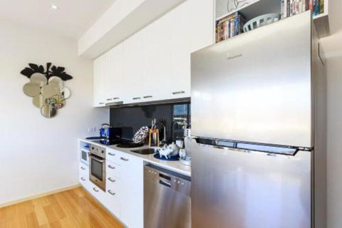 Bellerive Marina View Apartments NO 27 - Geraldton Accommodation 4