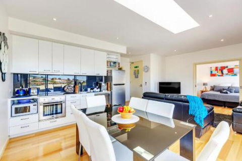 Bellerive Marina View Apartments NO 27 - Geraldton Accommodation 0