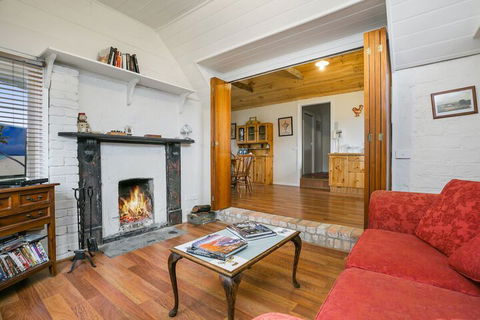 Taradale House Estate - Geraldton Accommodation 4