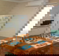 Lake Edge Holiday Units - Geraldton Accommodation