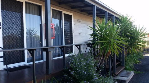 Injune Haven - Geraldton Accommodation 3