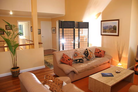 Scotland Island Lodge On Pittwater - Geraldton Accommodation 3