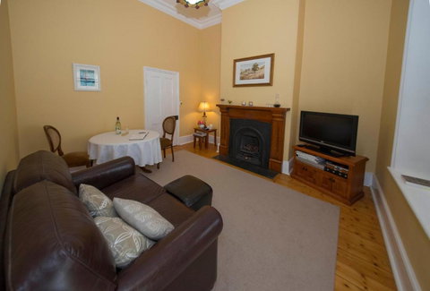 Yankalilla Bay Homestead - Geraldton Accommodation 6