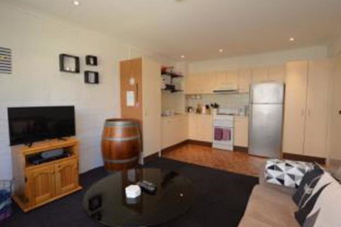 Kirwan Apartments 9 - Geraldton Accommodation 2