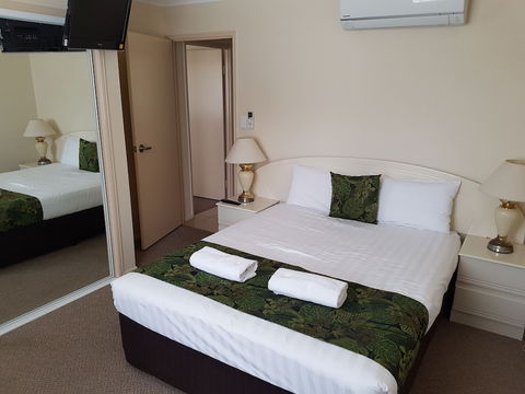 The Palms Motel - Geraldton Accommodation 2
