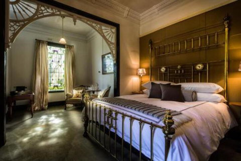 Holyrood House - Geraldton Accommodation 6