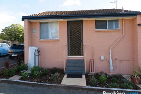 Beachside Rest - Geraldton Accommodation 0