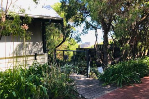 Zephyr Studio - Geraldton Accommodation 1
