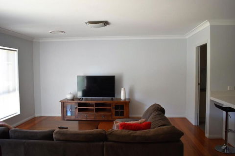 Griffith Prestige Apartments - Geraldton Accommodation 6