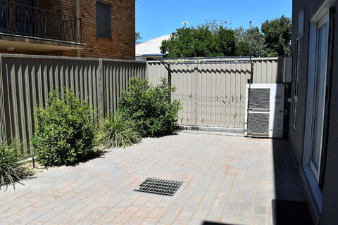 Griffith Prestige Apartments - Geraldton Accommodation 5