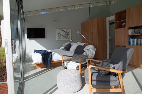 Eaglehawk Pavilions - Geraldton Accommodation 3