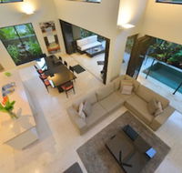 OneLuxe Luxury Holiday House - Geraldton Accommodation