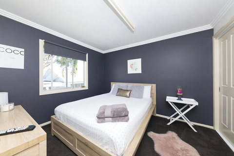 La Casa - Geraldton Accommodation 3