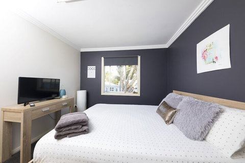 La Casa - Geraldton Accommodation 7