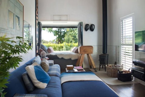 Harts Lane Stag & Millies - Geraldton Accommodation 0