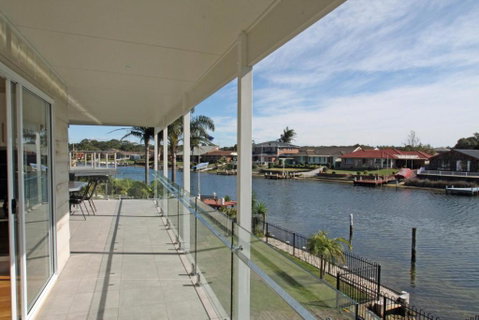 Unbeatable Waterfront Location - Geraldton Accommodation 6