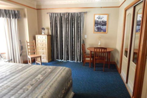R On The Downs BnB & Spa Cottages - Geraldton Accommodation 3