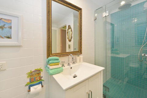 Boho Beach Apartment - Geraldton Accommodation 6
