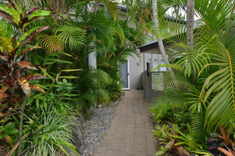 Boho Beach Apartment - Geraldton Accommodation 1