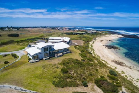 WYTONIA 3 PENTHOUSE - Geraldton Accommodation 0