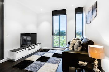 ESTHER, 2BDR South Yarra Apartment - Geraldton Accommodation 0
