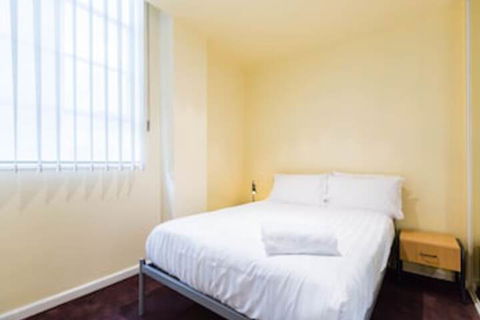 ELIZA, 2BDR Melbourne Apartment - Geraldton Accommodation 0