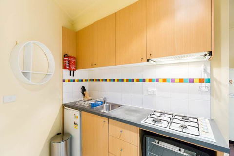 ELIZA, 2BDR Melbourne Apartment - Geraldton Accommodation 3