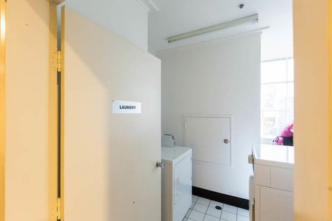 ELIZA, 2BDR Melbourne Apartment - Geraldton Accommodation 1